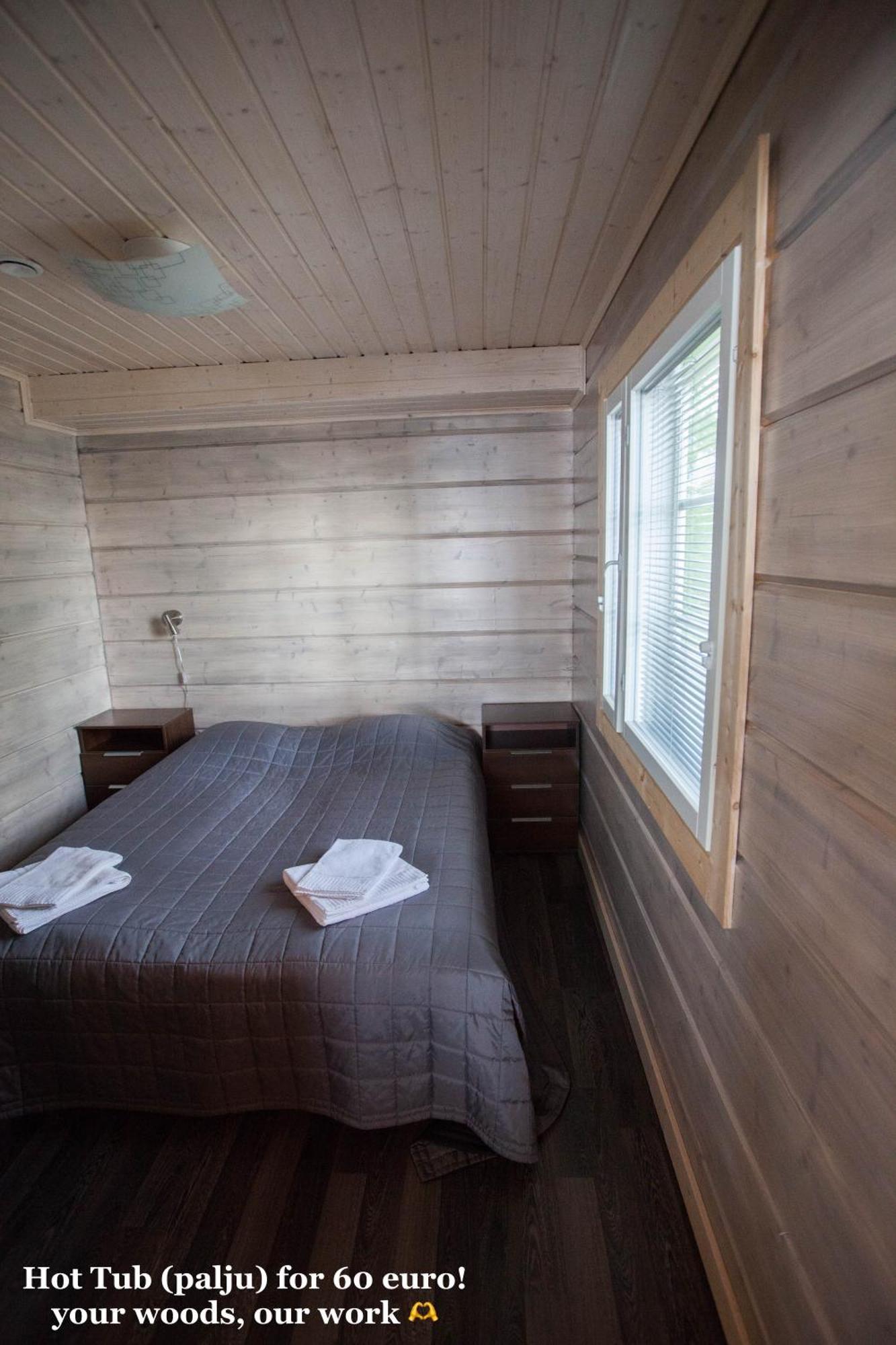 Sresort Saunas - Hot Tub, Palju Virasoja Zewnętrze zdjęcie