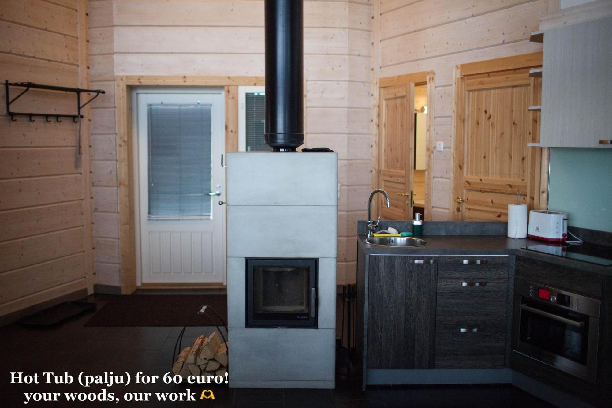 Sresort Saunas - Hot Tub, Palju Virasoja Zewnętrze zdjęcie
